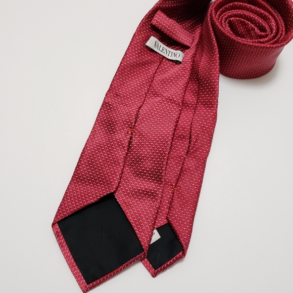 Valentino Pattern Silk Tie - Picture 4 of 5